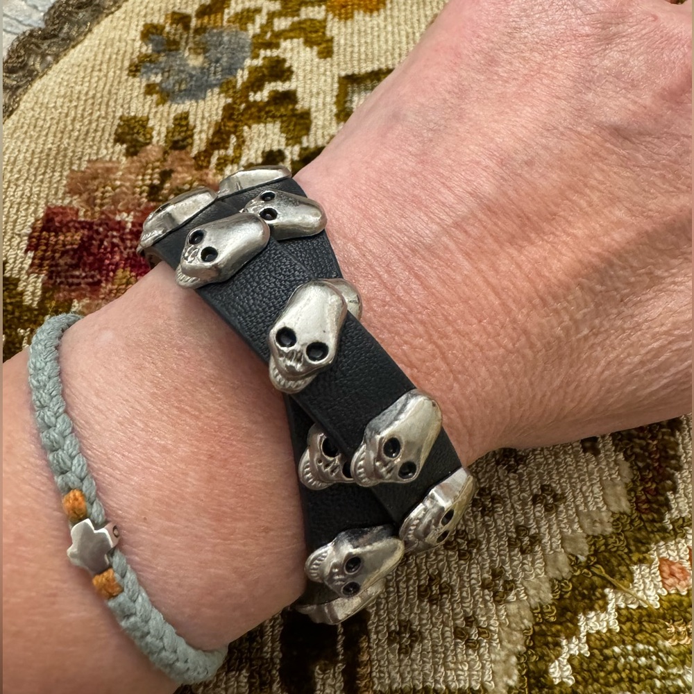 Silver Skull Black Leather Bracelet